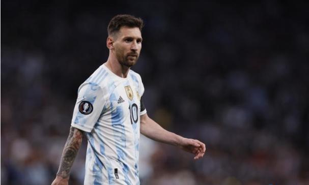 每体：弗里克在巴萨的第二年遭遇困境，高位防线从优势变劣势